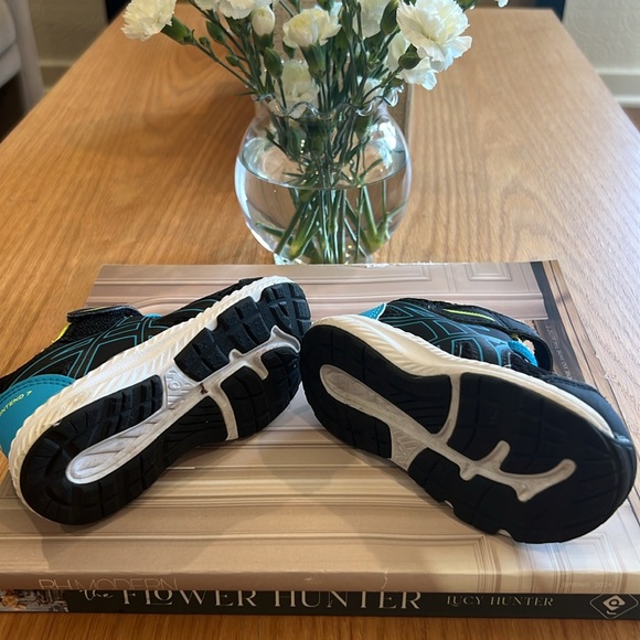 Toddler ASICS - Picture 5 of 5